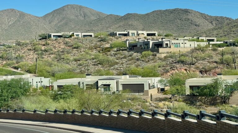 Scottsdale Arizona home exterior representing HELOC risks that Phoenix Valley homeowners should understand before applying.