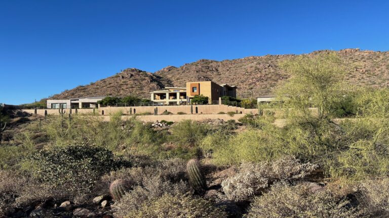 Luxury Scottsdale Arizona home representing jumbo reverse mortgage options for Paradise Valley and DC Ranch homeowners in 2026