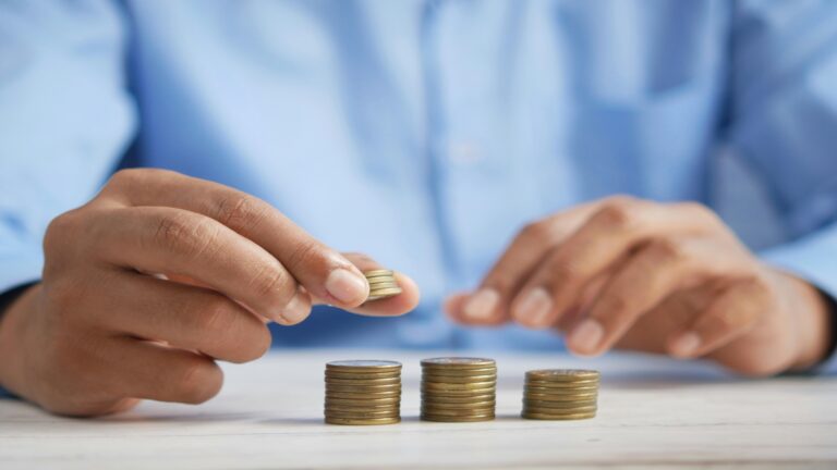 home equity loan vs cash out refinance