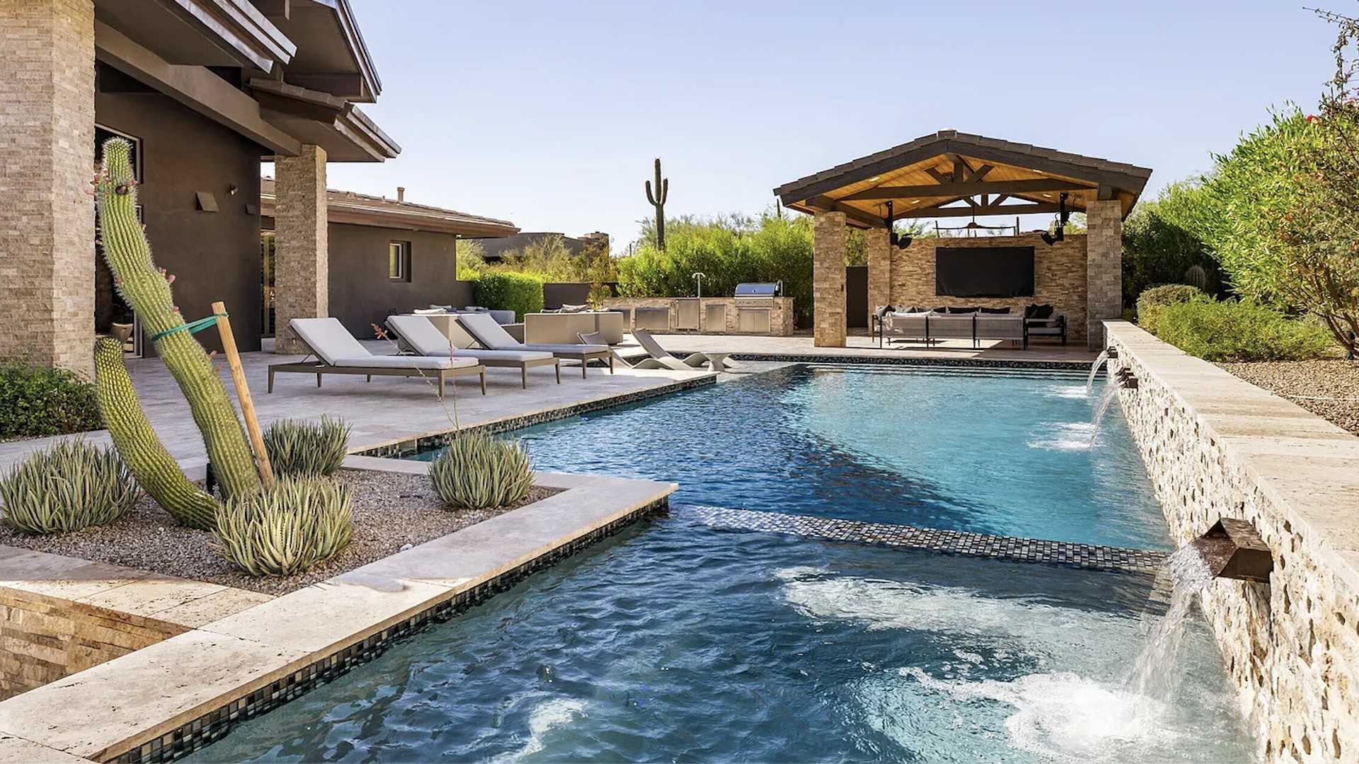 Luxury home in North Scottsdale outdoor pool and spa
